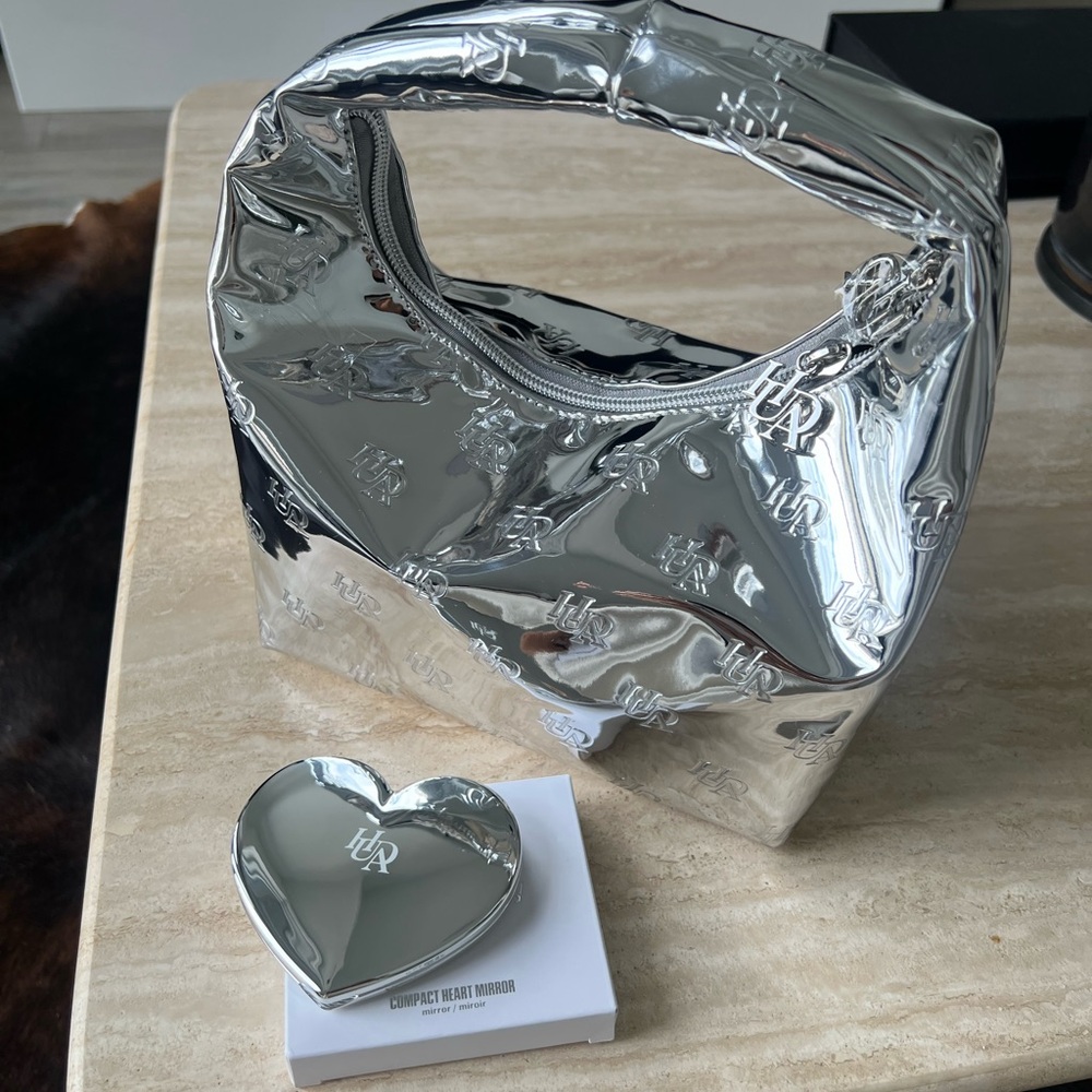 Huda Beauty - Chrome Silver Handbag / Makeup bag with Chrome Silver Heart Mirror